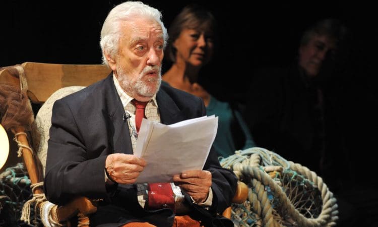 Cribbins, star of The Railway Children and Doctor Who, dies aged 93